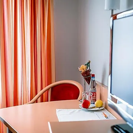 Otel Sonne Garni Bad Friedrichshall