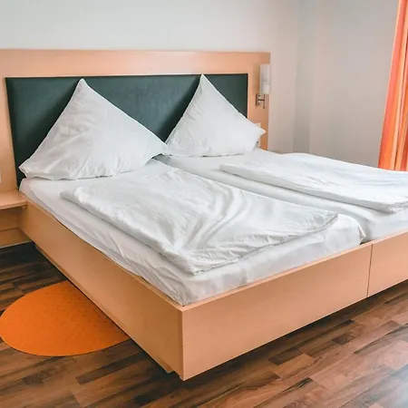 Sonne Garni 3* Bad Friedrichshall