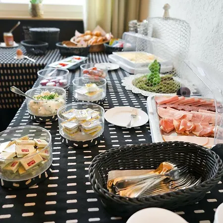 Hotel Sonne Garni 3*