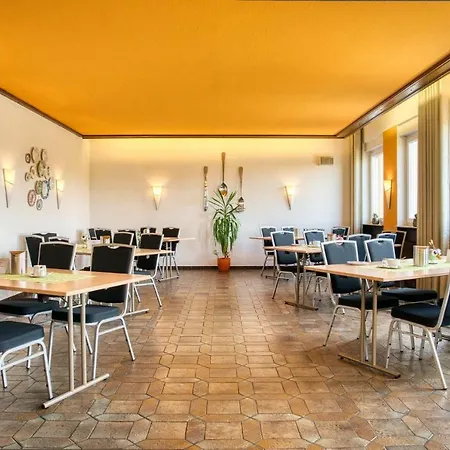 Sonne Garni 3* Bad Friedrichshall